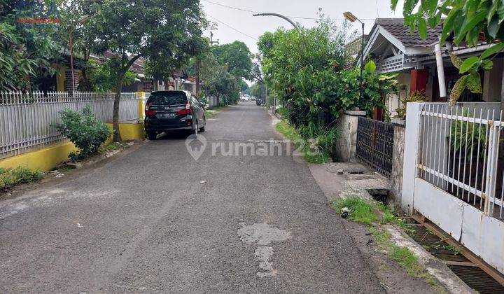 Rumah Lingkungan Tenang Jl. Purna Riung Bandung 1