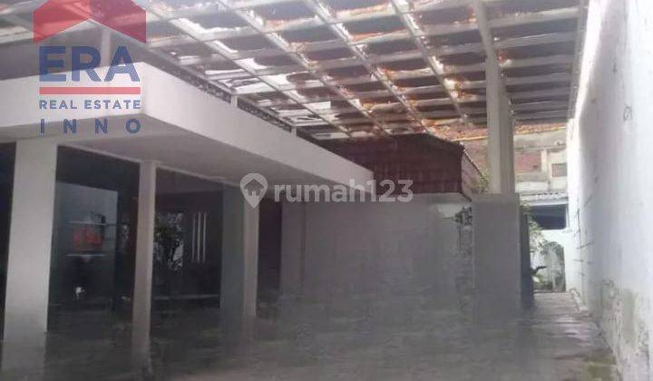 Rumah Strategis Sayap Riau Martadinata Bandung 2