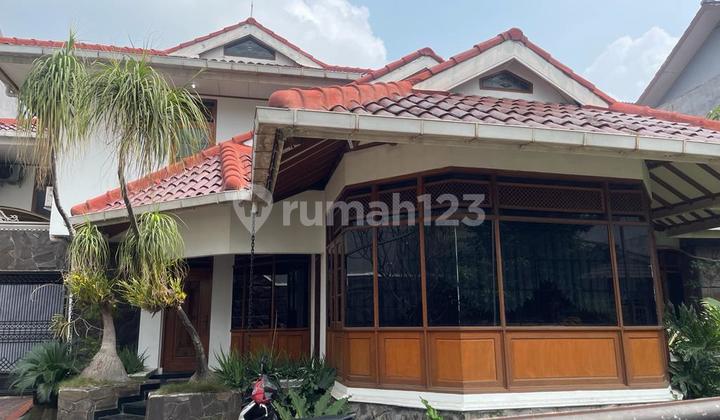 Auction house Cicendo Bandung West Java 2