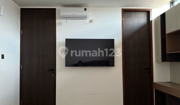 Rumah 2,5 Lantai Strategis Semi Furnished Suryalaya Buah Batu Bandung Rumah 2,5 Lantai Strategis Semi Furnished Suryalaya Buah Batu Bandung