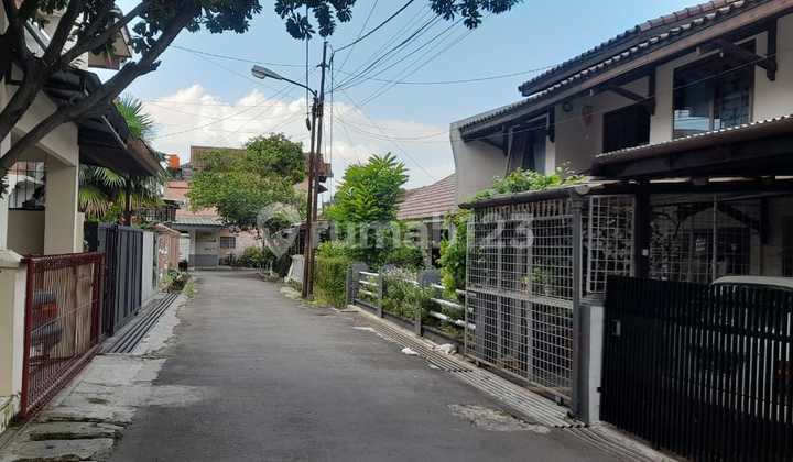 Lelang Rumah Komp Bentang Asri Gemuruh Turangga Bandung