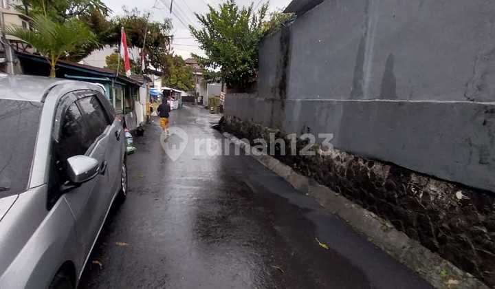Quick sale house with boarding house wing in Lengkong, Bandung. 2