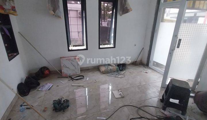 Rumah Jadikan Tempat Usaha Mainroad Sayap Cikoneng Buah Batu Belakang Podomoro Park 2