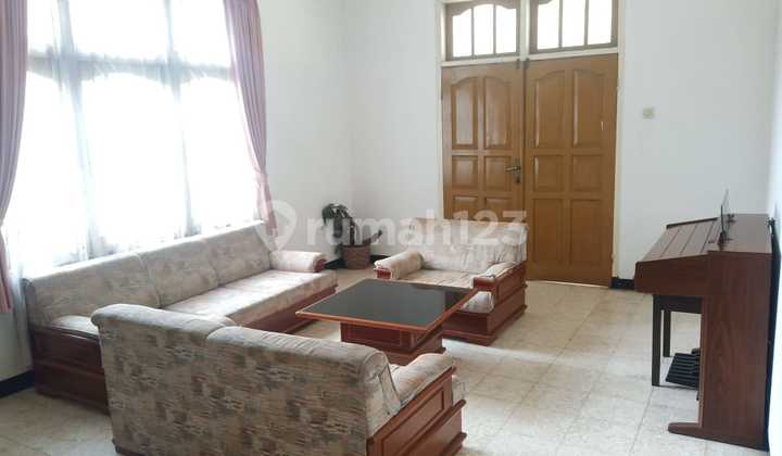 Rumah Strategis Mainroad Dago Bandung