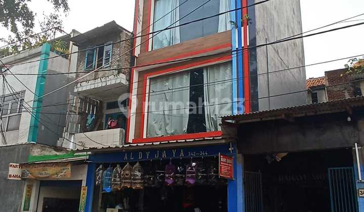 Auctioned shop house in Pagarsih, Sukahaji, Bandung. Auctioned shop house in Pagarsih, Sukahaji, Bandung.