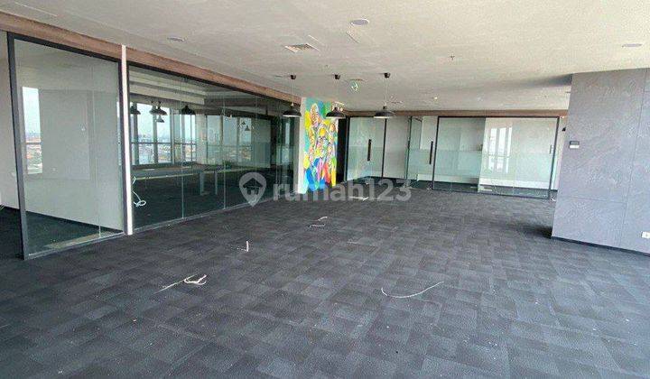 Office Tower Tunjungan Plaza STRATEGIS PUSAT KOTA