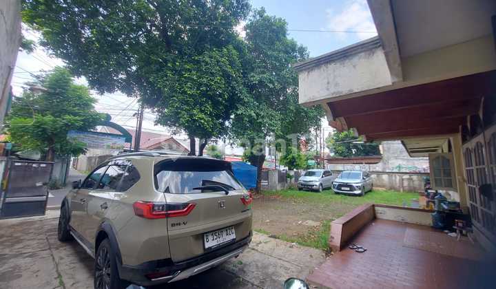 Rumah Lama ..cocok Dibangun Kost Kost An