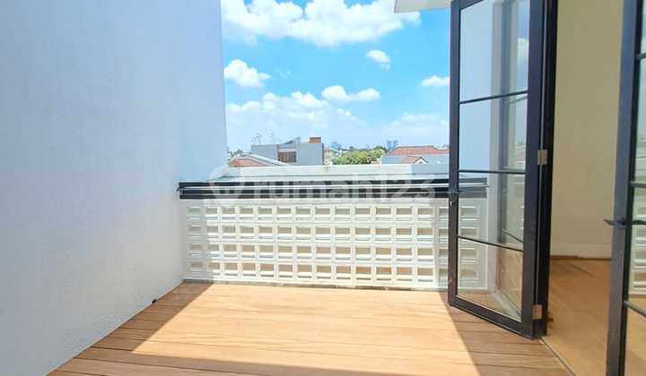 Rumah dalam cluster di pondok Indah