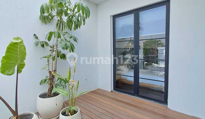 Rumah baru brandnew ..one gate system di pondok indah Rumah baru brandnew ..one gate system di pondok indah