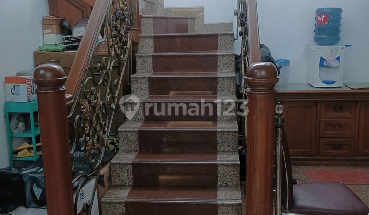 Cocok Buat Bangun Kost Kost An ..atau Dihuni Sendiri..jarang Ada Yg Luas 420 M2..bebas Banjir
