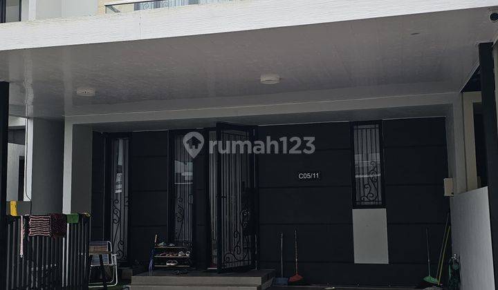 Rumah 2 Lantai Baru Full Furnished di Citragrand Cibubur Cbd, Bekasi 1