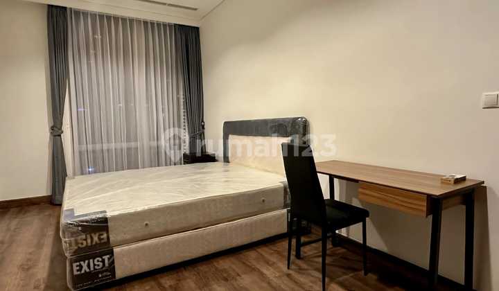 Nice Interior 2 BR 95Sqm In Apartment The Elements Kuningan