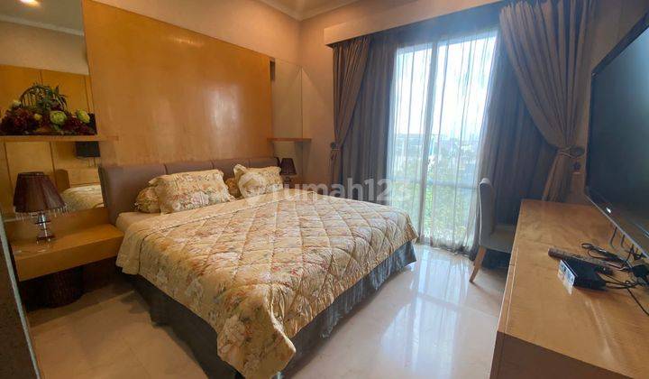 Apartemen Lokasi Prestise 3 BR 165m2 Gross 190sqm Fully Furnished Sangat Terawat, Private Lift di Senayan Residence,  Apartemen Paling Murah