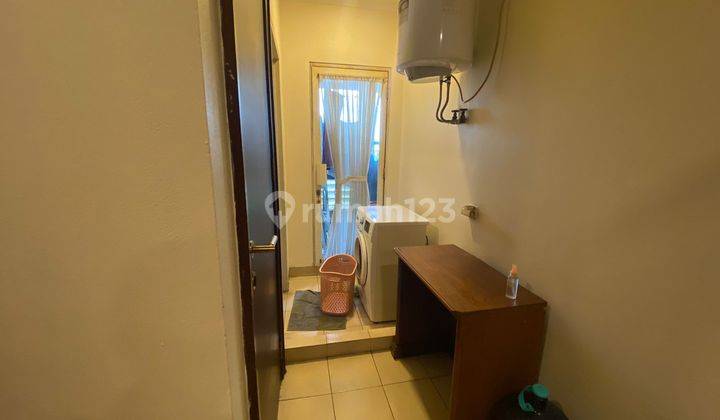 Apartemen Lokasi Prestise 3 BR 165m2 Gross 190sqm Fully Furnished Sangat Terawat, Private Lift di Senayan Residence,  Apartemen Paling Murah