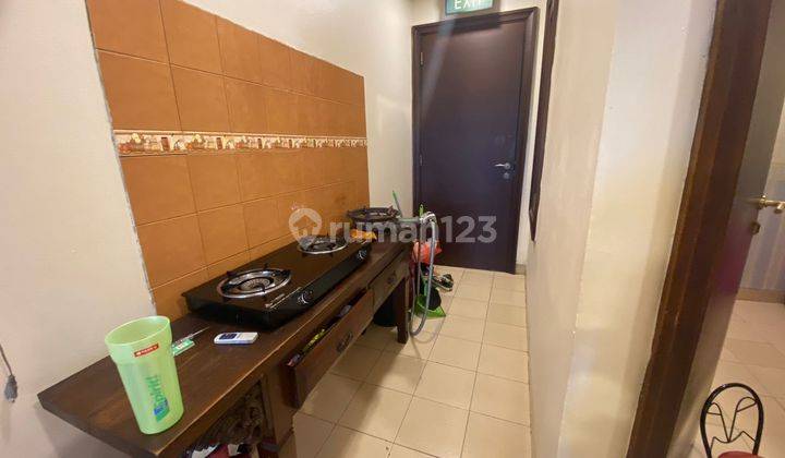 Apartemen Lokasi Prestise 3 BR 165m2 Gross 190sqm Fully Furnished Sangat Terawat, Private Lift di Senayan Residence,  Apartemen Paling Murah
