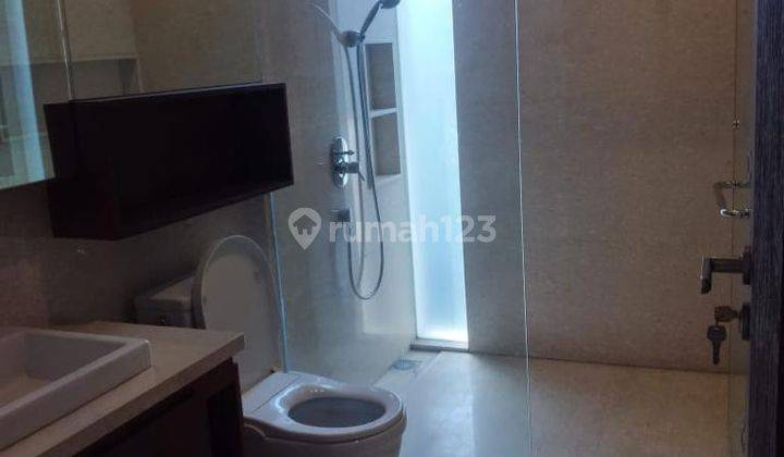 A Nice And Modern Minimalist House, 3 BR 278sqm With Swimming Pool In Cilandak Dua Residence