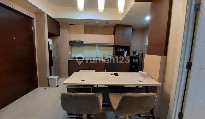 Apartment Connect Mall 1 BR Paling Besar 56m2 Dan Paling Bagus Sangat Terawat di Casa Grande Kokas,  Apartment