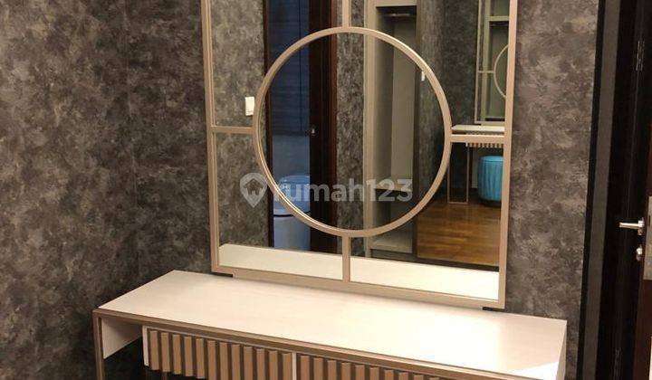 Unit Langka 3 BR 153m Private Lift, Low Zone View Swimming Pool di Casa Grande Phase 2 Kokas,  Apartment