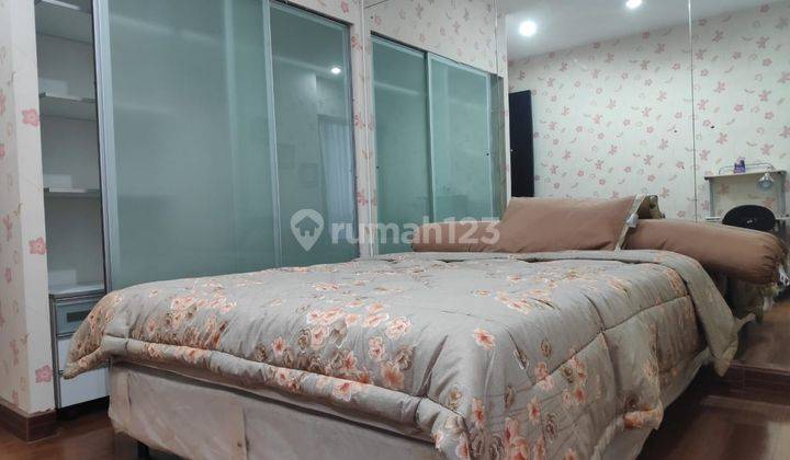 Dijamin Paling Murah 3 BR 182m2 Full Furnished City View di Apartment Paling Tenang Somerset Berlian Permata Hijau