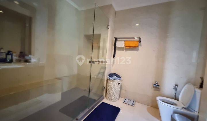 The Best Combine Unit 260sqm Net 310sqm Semi Gross, Full Renovated, Private Lift In Senayan Residence 6