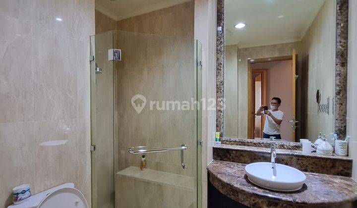 The Best Combine Unit 260sqm Net 310sqm Semi Gross, Full Renovated, Private Lift In Senayan Residence 11