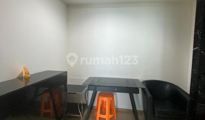 Apartment Connect Mall 2 BR Private Lift Balkon Sangat Terawat di Casa Grande Residence Kokas,  Apartment Jakarta Selatan