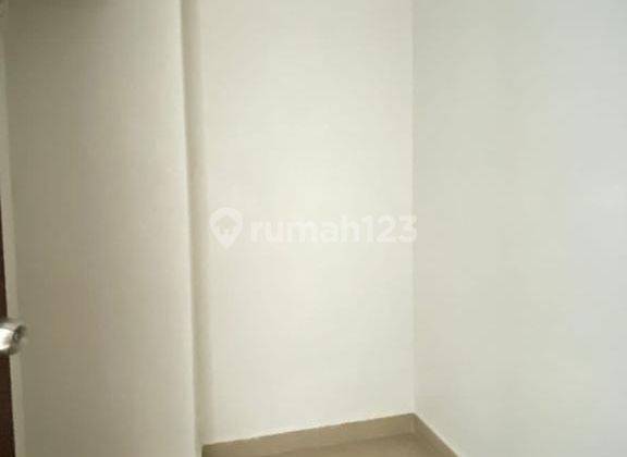 Dijamin Paling Murah 2 BR Unfurnished di Casa Grande Phase 2 Connect Ke Mall Kokas,  Apartment Sudah Sertifikat