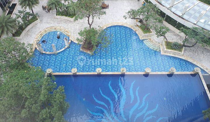Unit 3 BR View Full Swimming Pool, Lantai Rendah Full Furnished di Casa Grande Residence Kokas,  Apartment