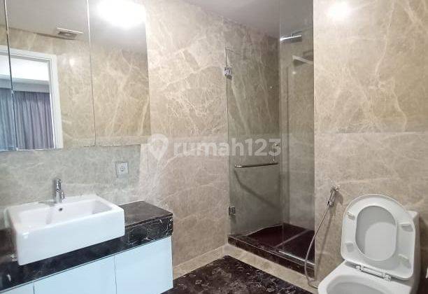 Unit 3 BR Tipe Paling Besar 135sqm View Cantik Ke City di Casa Grande Kokas