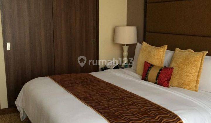 Corner Unit 1 BR + Study Room Size 101sqm Fully Furnished At Oakwood Premier Cozmo In Mega Kuningan 2