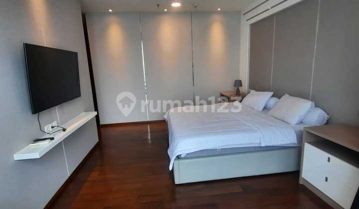 Unit Bagus Lantai Tinggi 3 KT 177m² di Anandamaya Residences Sudirman Jakarta