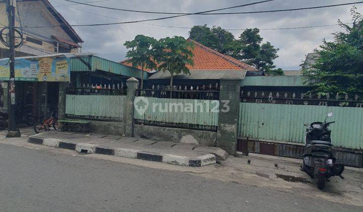 Rumah Bangunan Lama Bawah Njop Kemang Bangka 1