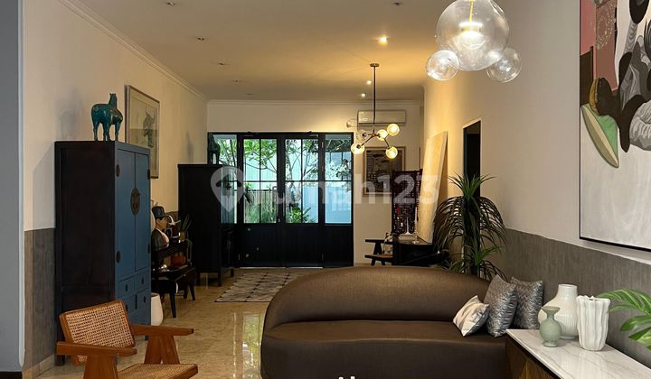 Rumah Dijual Kebayoran Baru . 367 M2. 500.m2 Harga.19.8 M  2