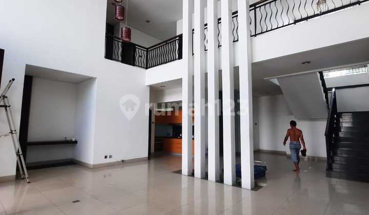 Rumah modern Minimalis tropical cipete dekat sekolah prancis 2