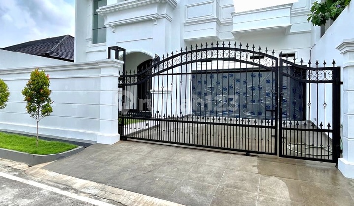 Rumah di Cempaka putih Jakarta Pusat 2 Lantai Baru