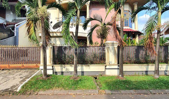 Rumah hunian Asri Jalan lebar siap huni Pondok indah  1