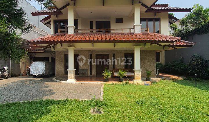 Rumah Klassik Hunian Sangat Tenang Dan Jalan Lebar Di Kemang  1