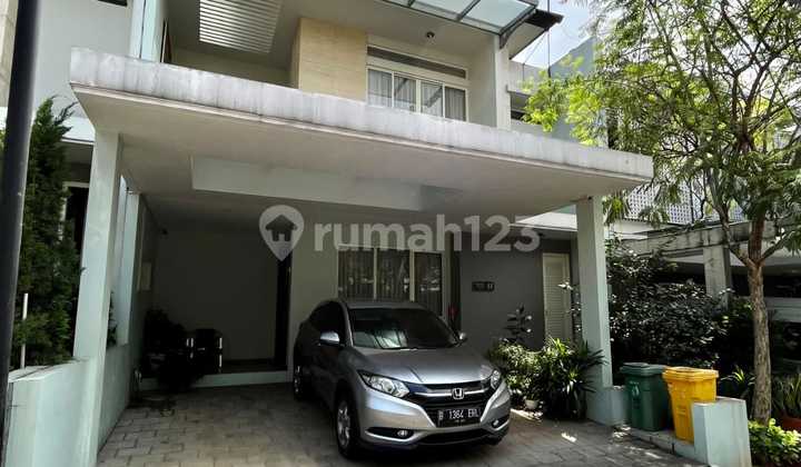 Rumah 2 Lantai di Lebak bulus Jakarta Selatan 