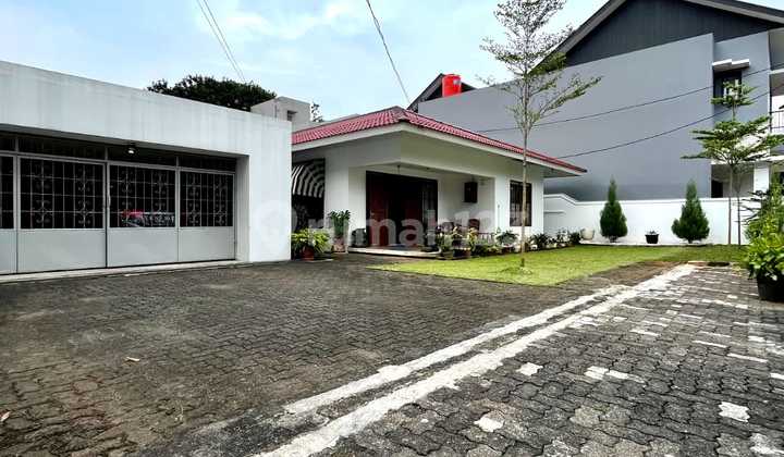 Rumah di Cipete gaharu cilandak bangunan 1 lantai