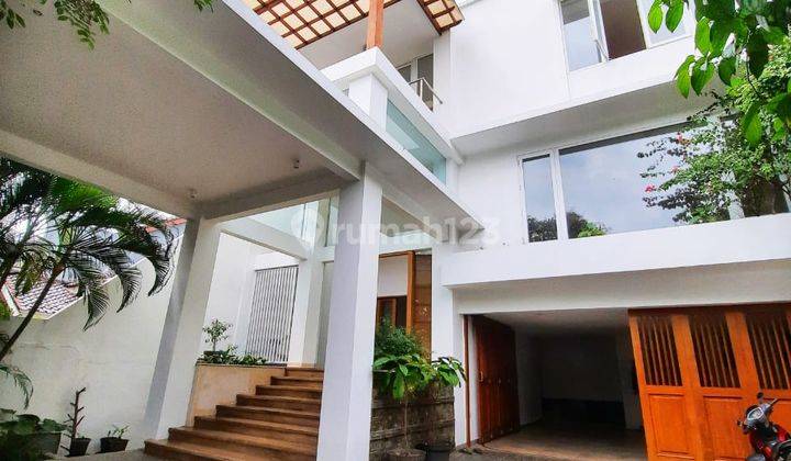 Rumah 2 Lantai + Mezzanine Gaharu cipete 1