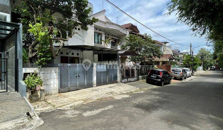 Rumah 2 Lantai dalam komplek di Lebak bulus Jakarta Selatan  2