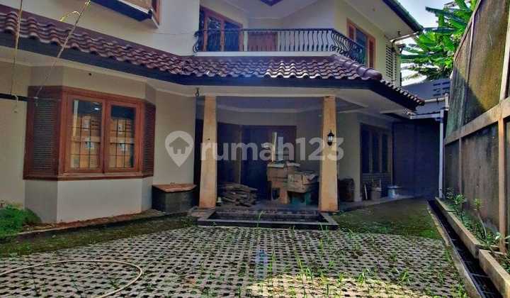 Rumah bagus Bangunan 2 lantai siap huni cireunde 2