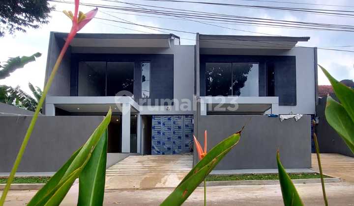 Rumah Baru 2 Lantai di Cinere  2