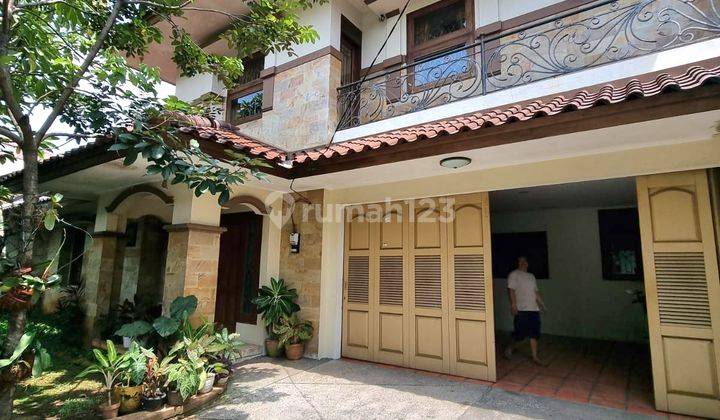 Rumah bagus modern classic siap huni cipete 1