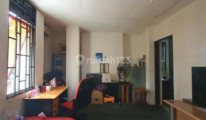 Bangunan kantor bangka raya 4