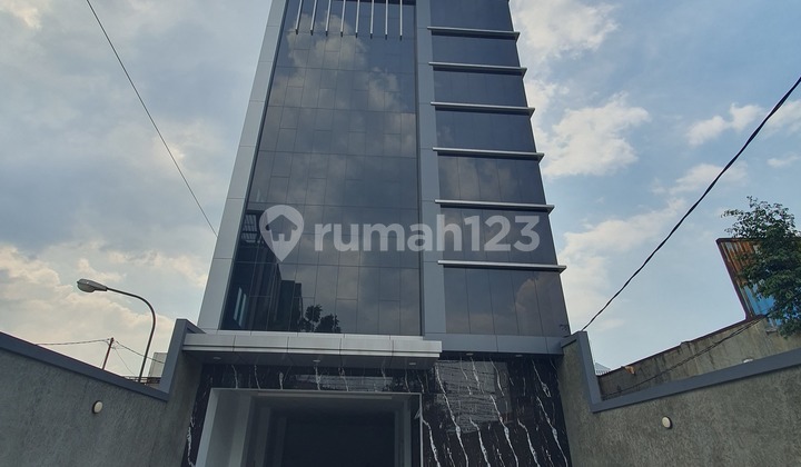Gedung baru 4.1/2 Lantai siap pakai di Jakarta  21