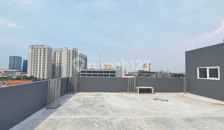 Gedung baru 4.1/2 Lantai siap pakai di Jakarta  28