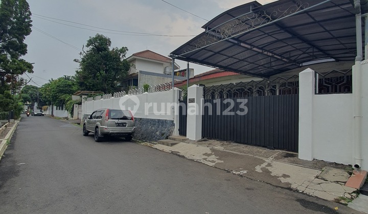 Rumah Klassik 1 Lantai LT 910 M2 Harga 21 M di Cipete