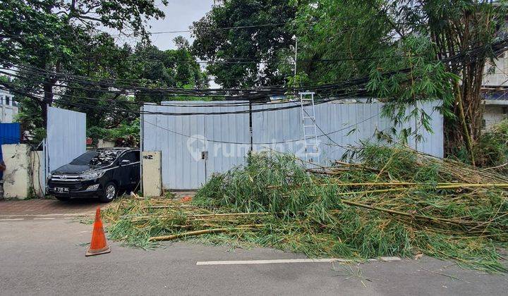 Hitung tanah luas 1048 di Menteng Jakarta Pusat  1