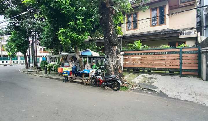 Rumah 2 Lantai mewah kebayoran baru blok m